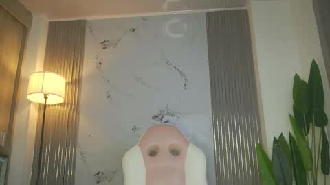 Vanessa Novvoa online show from 11.06.25