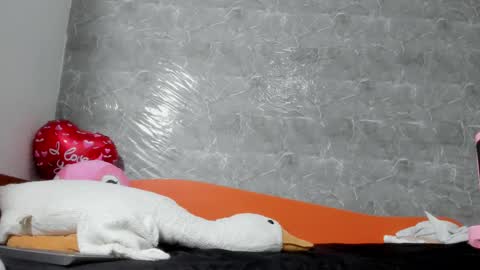 Snapshot of vanessaadol chatting on 03.10.25 vanessaadol online show from 03.10.25