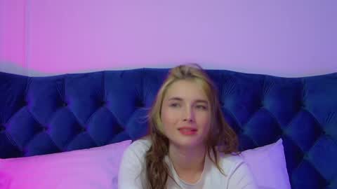 Snapshot of vanessacelesti chatting on 05.08.26 Vanessa online show from 05.08.26