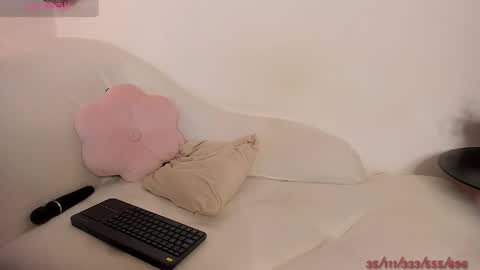 V online show from 09.15.25