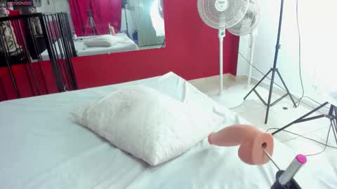 Vanessa Hard online show from 03.23.26