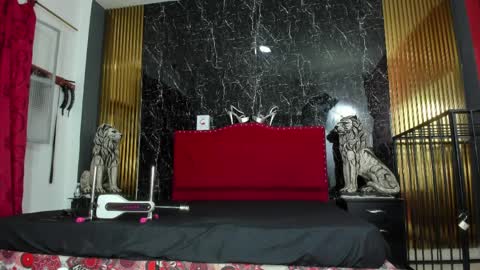 Vanessa Hard online show from 04.05.26