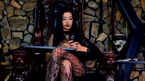 Miss Vanessa online show from 10.10.25