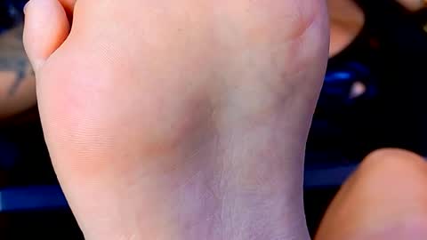 Miss Vanessa online show from 11.28.25