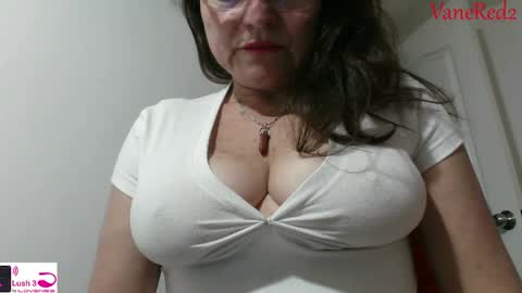 Vanesared2 online show from 02.20.25