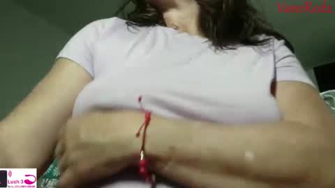 Vanesared2 online show from 09.24.25