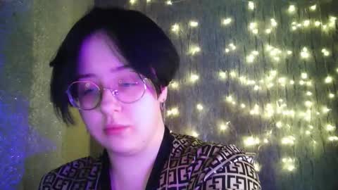 vanessashadow online show from 12.16.25