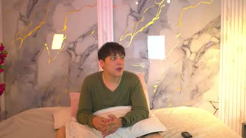 vanilla_hot_ online show from 11.20.25