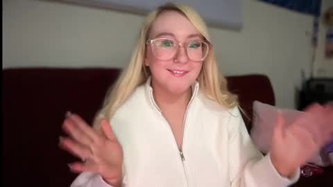 vanillapuddingpie online show from 03.10.25