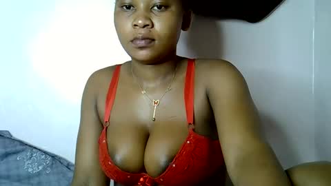 Snapshot of vanillavenus chatting on 11.07.25 vanillavenus online show from 11.07.25