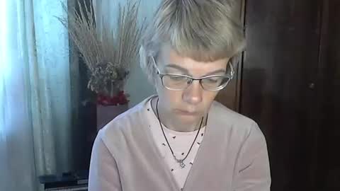 Vanillaxcreamy online show from 10.20.25