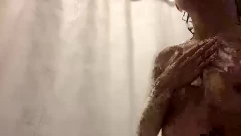 Vanna The Vixen  online show from 04.30.26