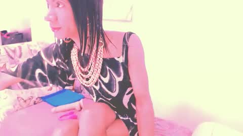 Snapshot of vannesascott chatting on 04.20.26 VANNESA online show from 04.20.26