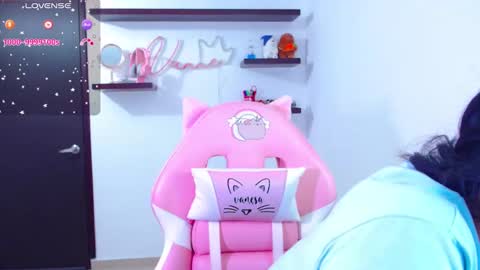 Vanesa online show from 02.06.25