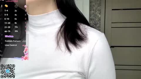 Viola online show from 04.24.26