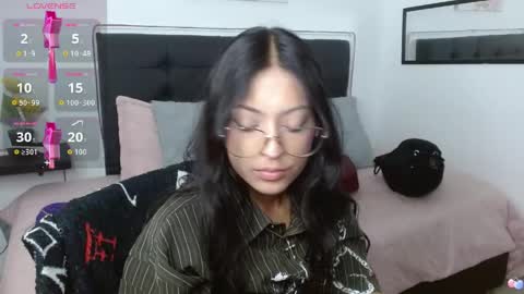 vane online show from 04.02.26