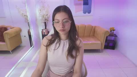 vannia t18 online show from 12.13.25