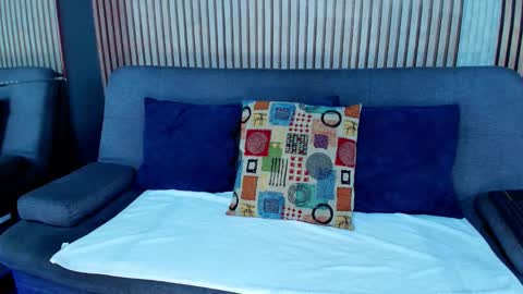 Snapshot of vans_ross chatting on 01.05.26 Vans Ross online show from 01.05.26