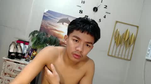 vanxxx2005 online show from 01.26.25