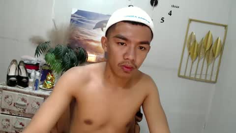 vanxxx2005 online show from 02.15.25