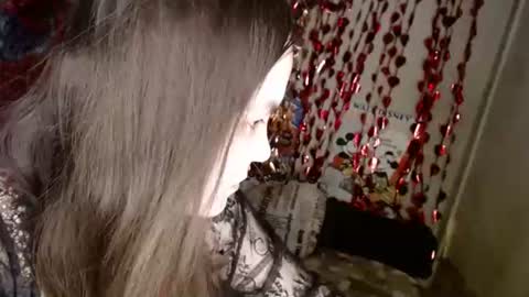 Var Kiss online show from 03.23.26