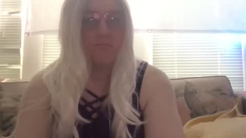 Snapshot of varinadarken chatting on 05.13.26 Varina online show from 05.13.26