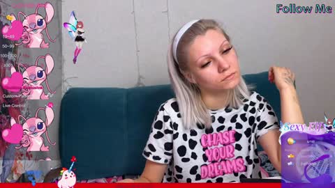 Vasya Sylvia online show from 12.17.24