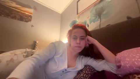 Snapshot of vaua089 chatting on 11.01.25 vaua089 online show from 11.01.25