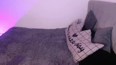 Vayolett Bass online show from 12.20.24