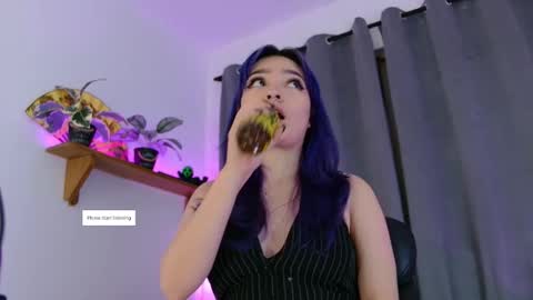 Snapshot of vayolett_dakotta chatting on 02.07.26 Vayolett online show from 02.07.26