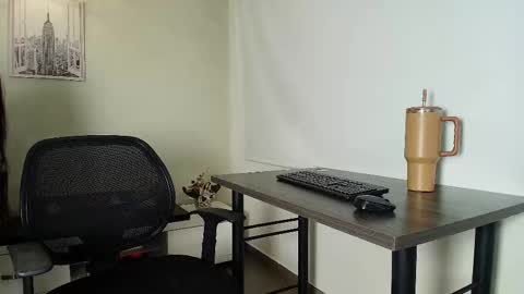 Victoria online show from 10.25.25