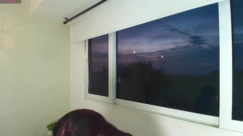 Victoria online show from 11.20.25