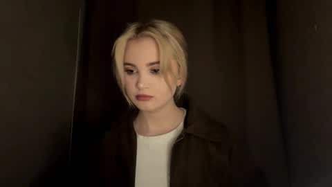 Monika online show from 12.19.25