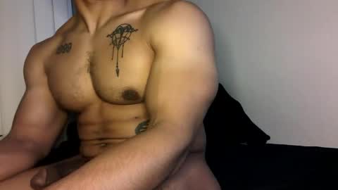 Vegas Love online show from 11.24.25