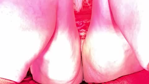 Vehe Veun online show from 12.16.25