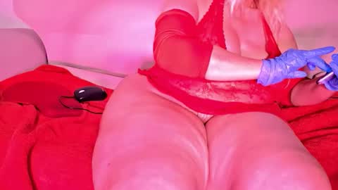 Vehe Veun online show from 02.15.26