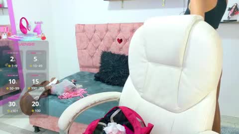 velinahoneyy online show from 06.17.26