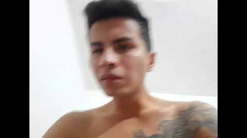 velk_hot1 online show from 01.20.25