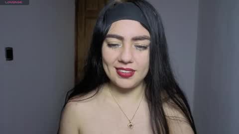 Snapshot of velournyx chatting on 04.19.26 VELOURNYX online show from 04.19.26