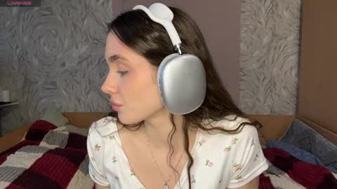 Nia online show from 04.03.26