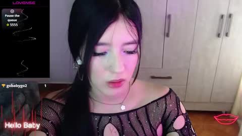 velvet_28_ online show from 12.04.25