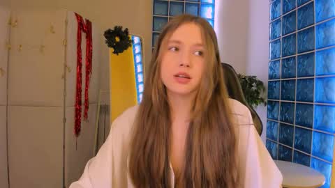 Snapshot of velvet_cherry chatting on 12.15.25 velvet_cherry online show from 12.15.25