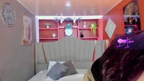 Snapshot of velvet_dreams_ chatting on 01.19.26 Isabella online show from 01.19.26