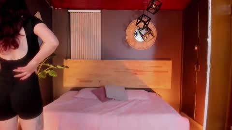 Snapshot of velvet_dreams_ chatting on 02.13.26 Isabella online show from 02.13.26