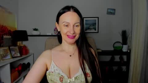 Jasmine online show from 11.06.25