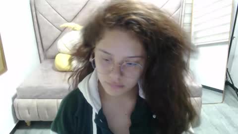 velvet_moon_v online show from 12.16.25