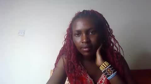 Snapshot of velvet_sexy chatting on 10.13.25 velvet_sexy online show from 10.13.25