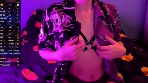 Violet online show from 01.30.25