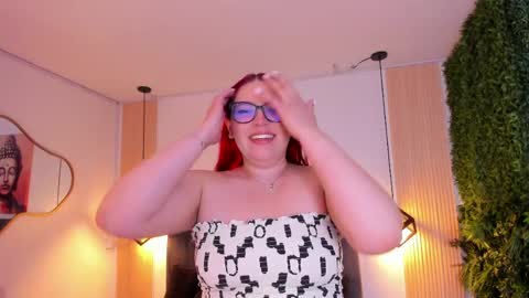 velvetscarlett online show from 04.04.26