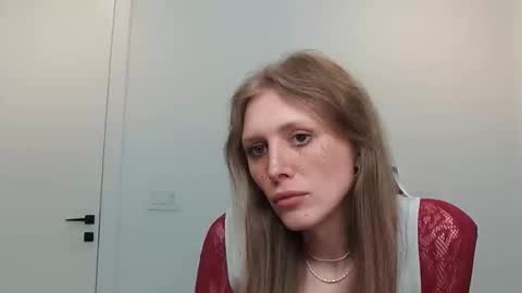 Snapshot of velvettgirl chatting on 02.05.26 VelvetTGirl online show from 02.05.26